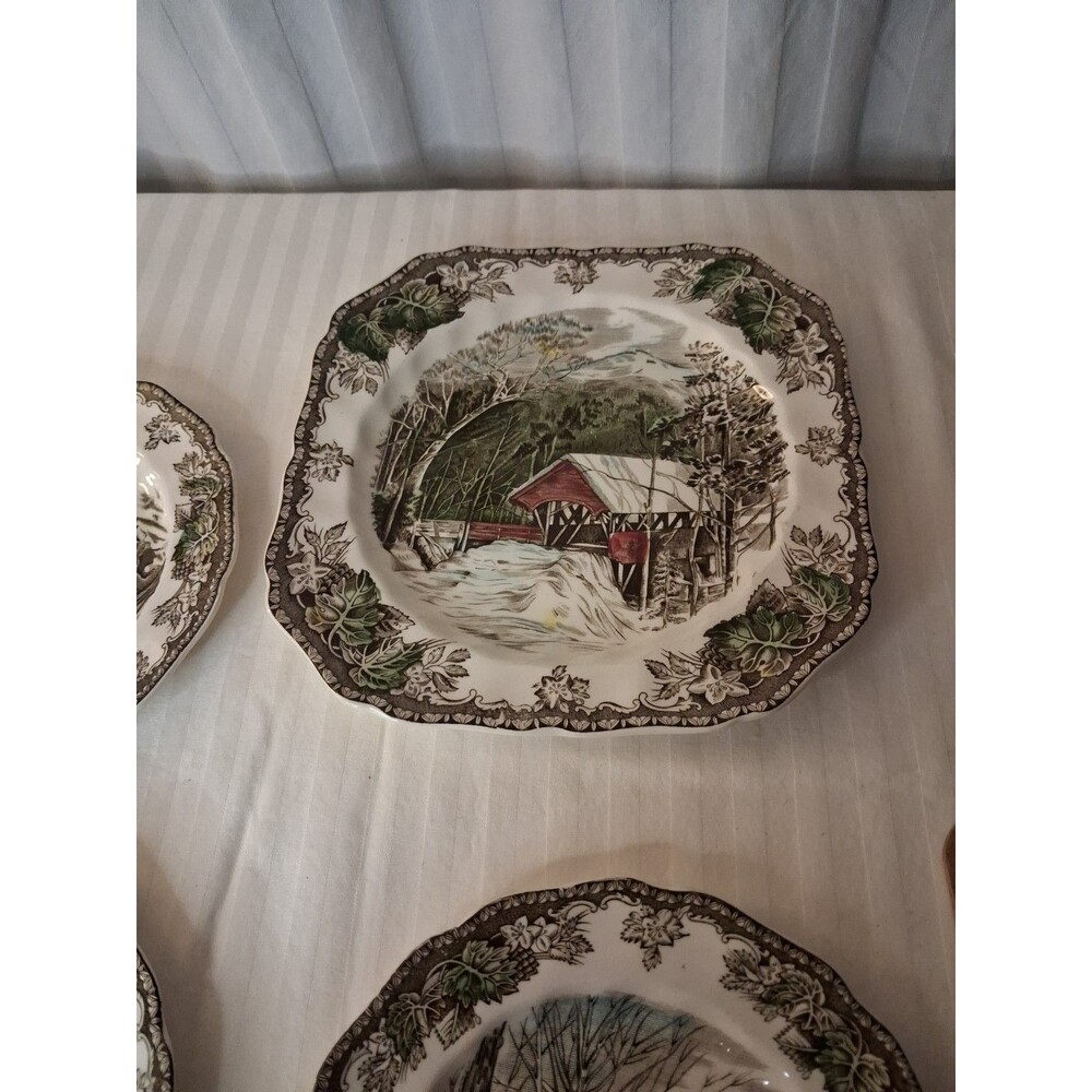 SUGAR MAPLES 10 5/8” Dinner Plate Johnson Brothers Friendly Village England